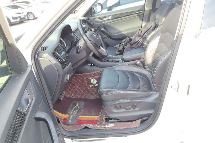 Used Skoda Kodiaq 2017 TSI330 7-Seater Two-Wheel-Drive Luxury Edition Left Front Seat