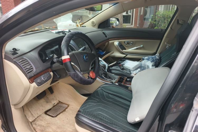 Used Roewe 950 2012 2.0L Comfort Edition Left Front Seat