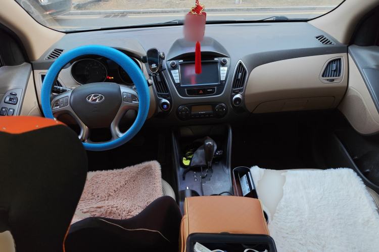 Used Hyundai ix35 2010 2.0L Automatic Two-Wheel Drive Elite Edition GLS
