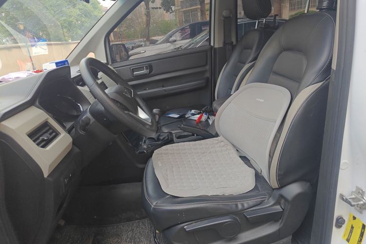 Used Wuling Hongguang PLUS 2019 1.5T Manual Luxury 7-Seater