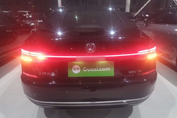 Used Volkswagen Passat 2022 330TSI Starry Luxury Edition – Exclusive Special Edition