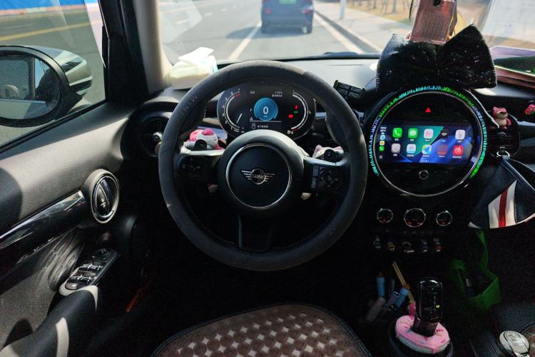 Used MINI MINI 2022 Updated 2.0T COOPER S Classic Edition Five-Door Version