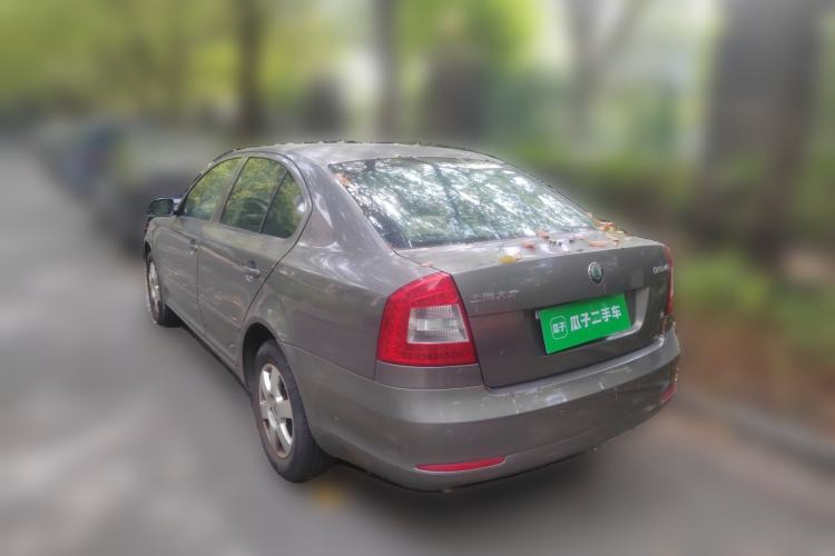 Used Skoda Octavia 2010 1.6L Manual Eado Edition Rear Left 45 Deg