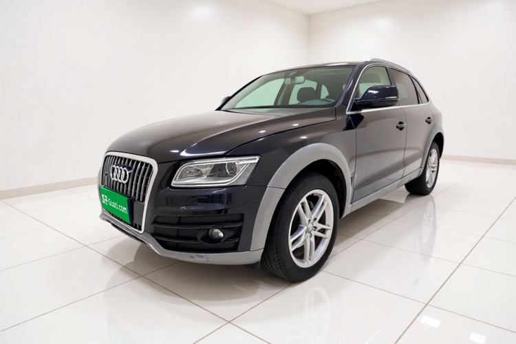 Used Audi Q5 2018 Collector's Edition 40 TFSI Technology Model