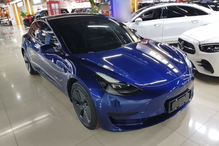 Used Tesla Model 3 2022 Rear-Wheel-Drive Version Front Right 45 Deg