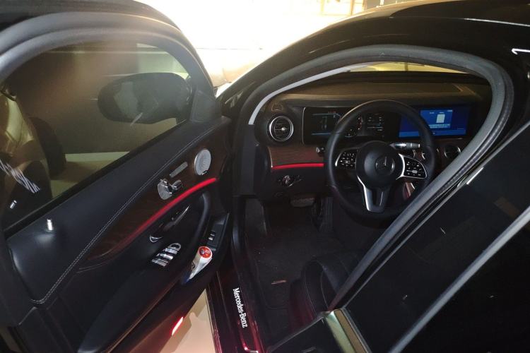 Used Mercedes-Benz E-Class 2020 Restyled E 300 L Exclusive Edition Driver Seat