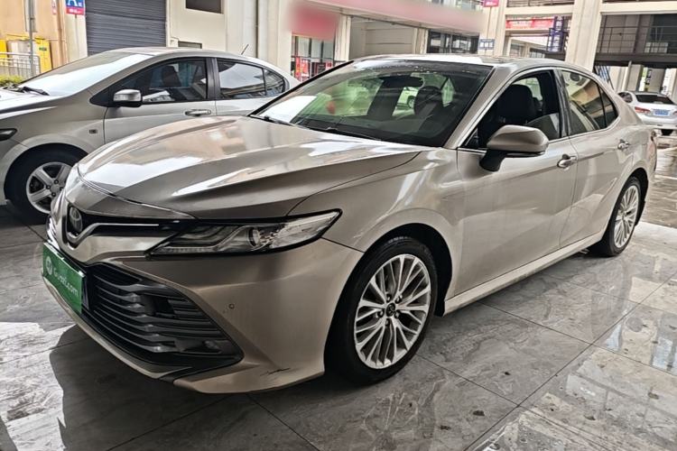 Ojetý Toyota Camry 2018 2.5G Luxury Edition