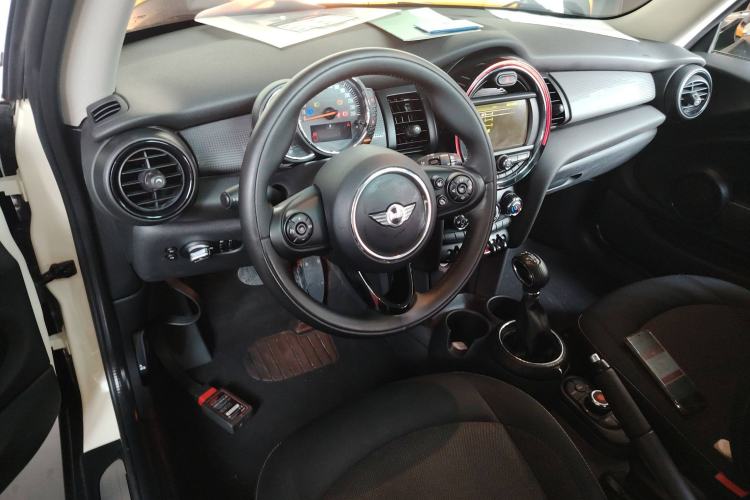 Used MINI MINI 2014 1.5T COOPER Fun