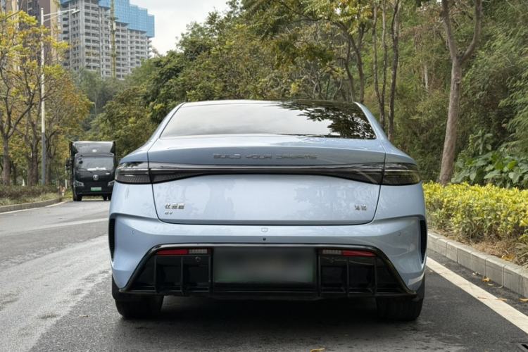 Used BYD Seal 2022 700 km Long-Range Rear-Wheel-Drive Version
