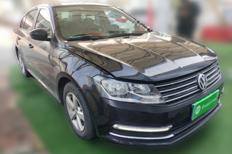 Used Volkswagen Lavida 2015 1.6L Manual Fashion Edition