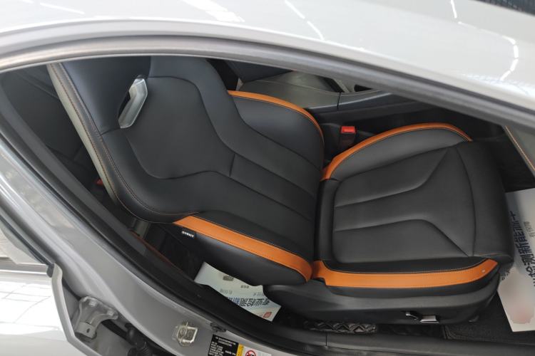 Used CHANGAN UNI-V 2023 1.5T Prestige Model
