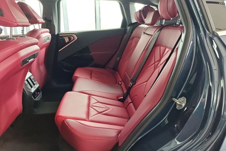 Used BMW X3 2025 xDrive30L Luxury Edition M Sport Package Left Rear Seat