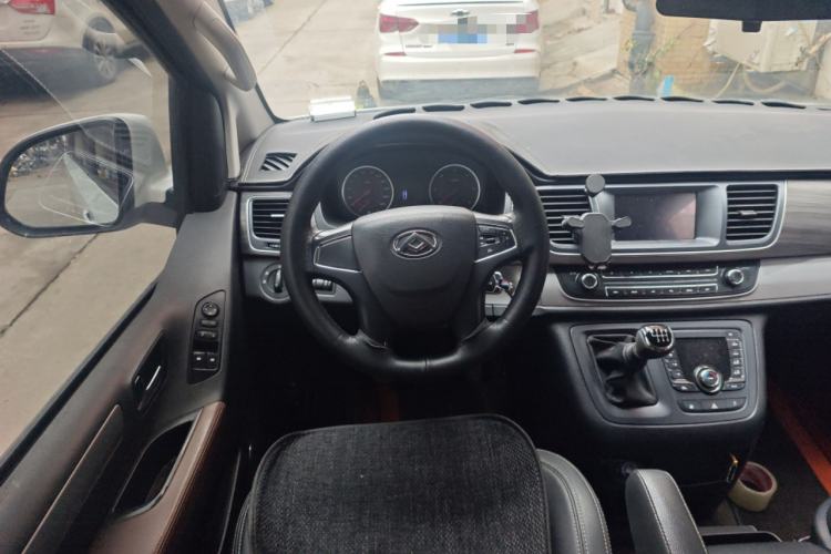 Used SAIC MAXUS G10 2019 PLUS 1.9T Manual Elite Edition Diesel China V Standard
