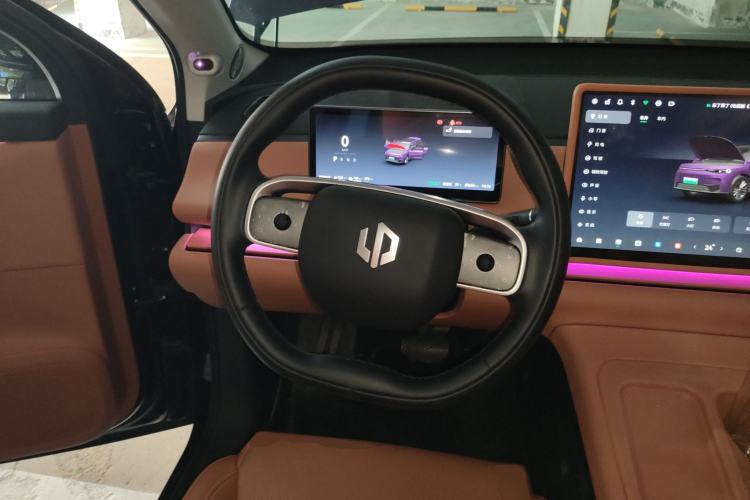 Used Leapmotor C16 2024 Range-Extended 200 Luxury Edition Steering Wheel