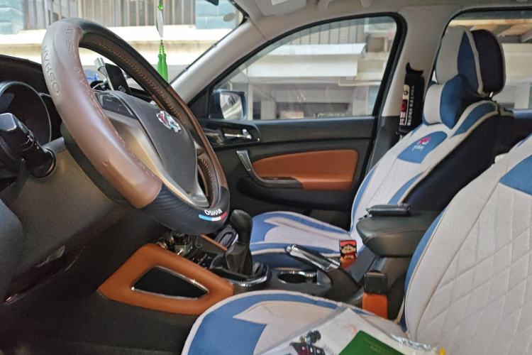 Used CHANGAN OSHAN CX70 2017 Facelifted CX70T 1.5T Manual High-Performance Edition