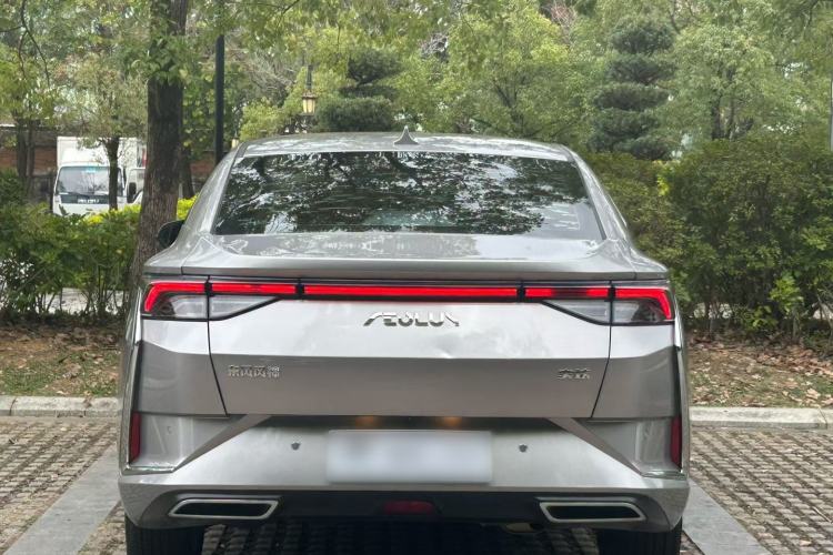 Used Dongfeng Aeolus Yixuan 2021 230T Automatic Chasing Shadow Edition Exterior 4