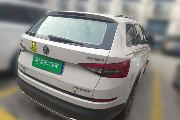 Used Skoda Kodiaq 2018 TSI380 7-Seater Four-Wheel-Drive Flagship Edition Rear Right 45 Deg