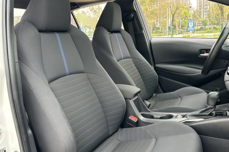 Used Toyota Levin 2019 185T CVT Sport Edition China VI Standard Interior 4