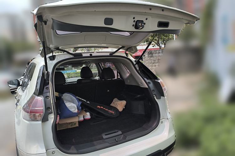 Used Nissan X-Trail 2015 2.0L CVT Comfort MAX Edition 2WD