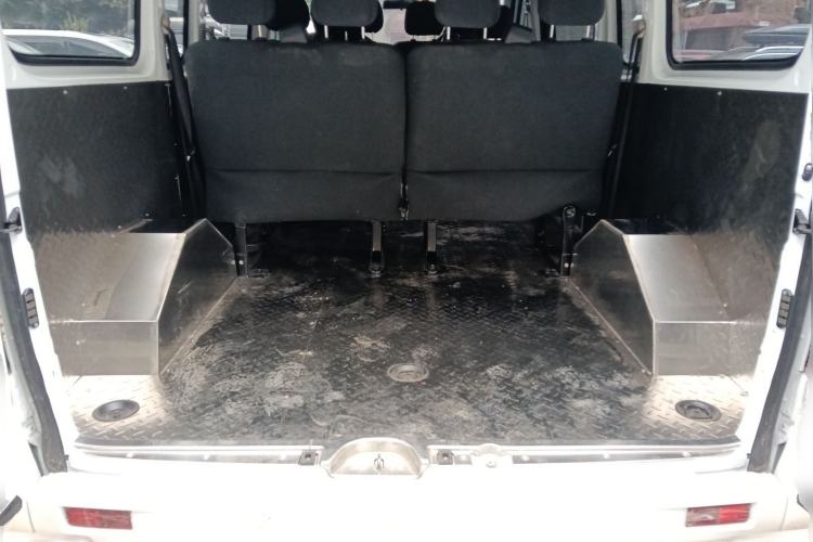 Used SAIC MAXUS Xintu V80 2025 PRO Aoyuntong 2.0T Automatic Long Wheelbase Ultra-Low Roof 6/7/8/9-Seater
