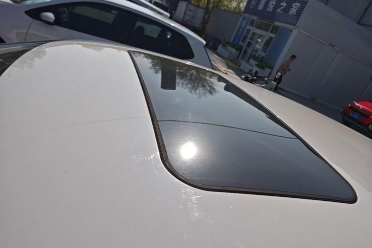 Used Volkswagen Polo 2016 1.6L Automatic Comfort Model Roof