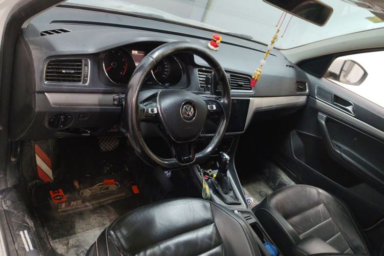 Used Volkswagen Lavida 2017 1.6L Automatic Comfort Edition