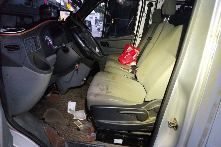 Used Foton Toano 2020 2.0T Multi-Function Short Wheelbase Mid-Roof 5/6-Seater China VI Emission Standard 4F20TC3