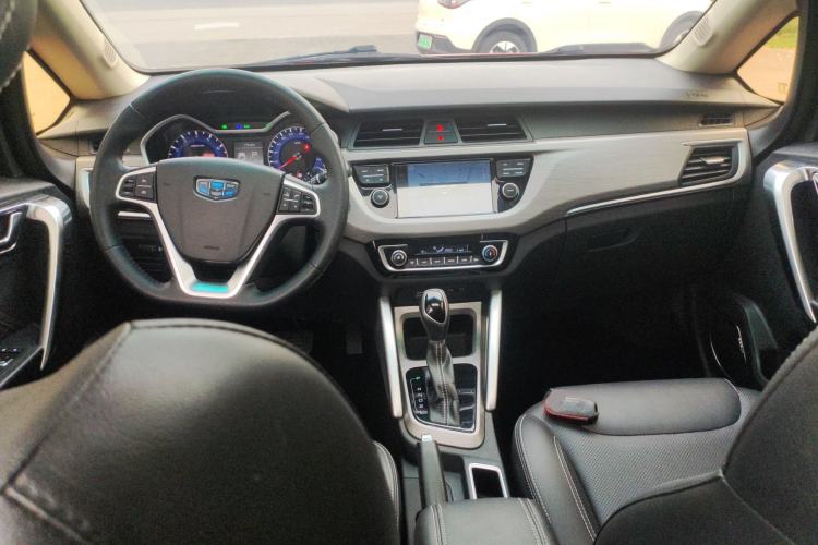 Used Geely Auto Vision X3 2017 1.5L Automatic Luxury Model Center Console