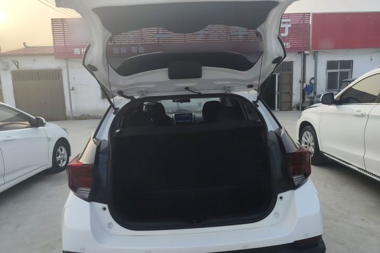 Used Toyota YARiS L Zhi Xuan 2020 X-Trail X 1.5L CVT Leading Edition Trunk