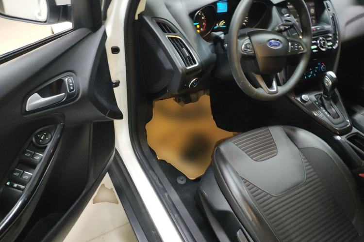 Used Ford Focus 2017 Sedan 1.6L Automatic Fashion Edition Smart Drive Version