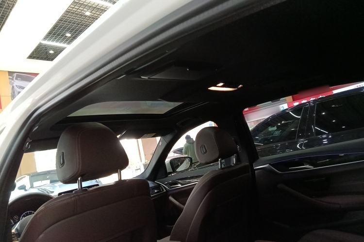 Used BMW 5 Series 2019 Restyled 525Li M Sport Package