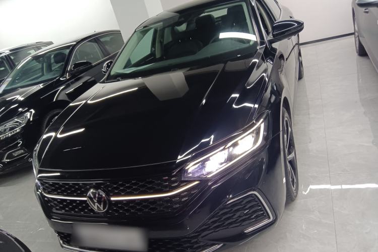 Used Volkswagen Passat 2023 Restyled 330TSI Starry Luxury Edition