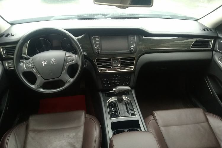 Used Hongqi H7 2018 2.0T Elite Edition Center Console