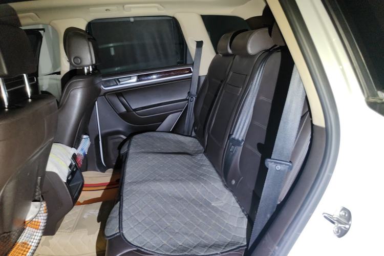 Used Volkswagen Touareg 2015 3.0 TSI Comfort Model Left Rear Seat