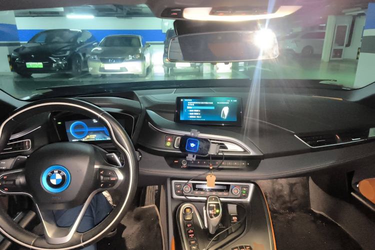 Used BMW i8 2019 Convertible Sports Car
