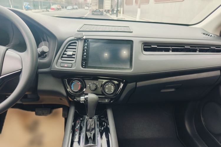 Used Honda Vezel 2020 1.5L CVT Pioneer Edition
