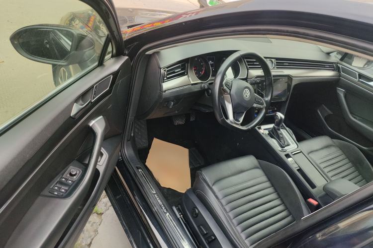 Used Volkswagen Magotan 2020 280TSI DSG Leading Edition Driver Seat