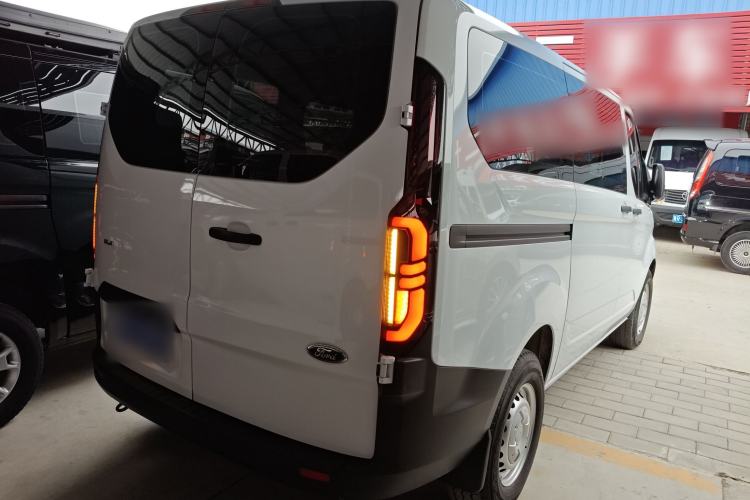Used Ford Transit 2023 2.0T Diesel Manual Multifunction Commercial Vehicle Short Wheelbase Low Roof 5/6 Seats