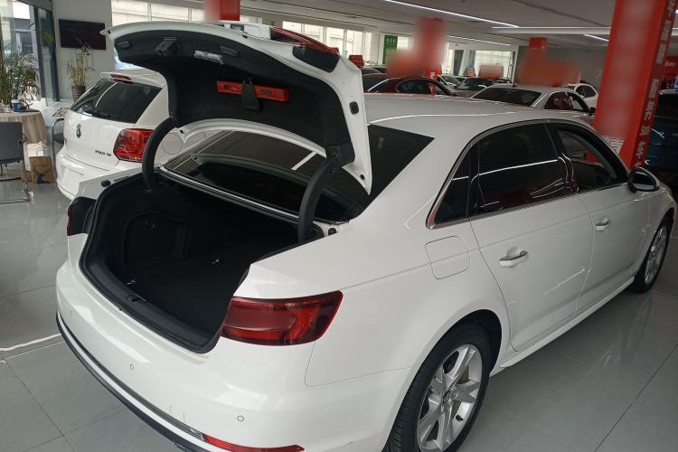 Used Audi A4L 2019 35 TFSI Ambition China VI