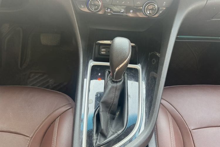 Used Buick GL6 2018 18T 6-Seater Prestige Model
