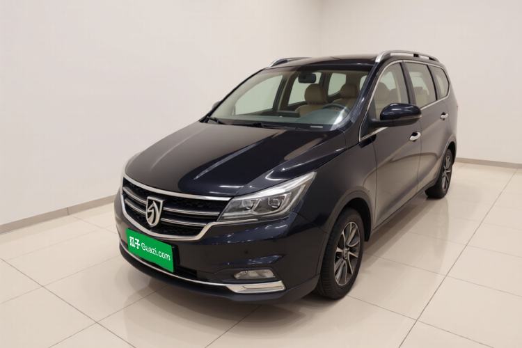 Used Baojun 730 2017 1.8L iAMT Luxury Version 7-Seater