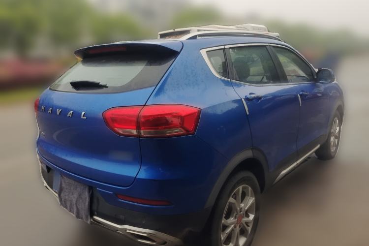 Used Haval H2s 2017 Red-Label 1.5T Dual-Clutch Elite Model
