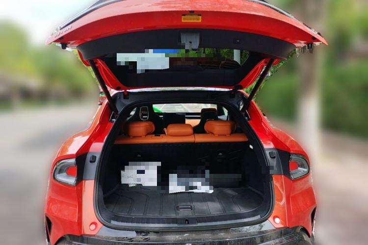 Used Xiaomi Auto YU7 2025 Ultra-Long Range All-Wheel Drive Pro Version
