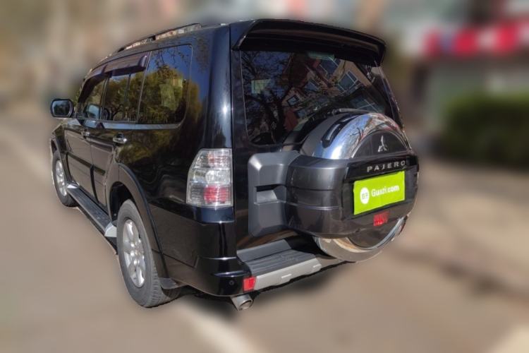 Used Mitsubishi Pajero 2016 3.0L Automatic Luxury Version China V Standard Rear Left 45 Deg