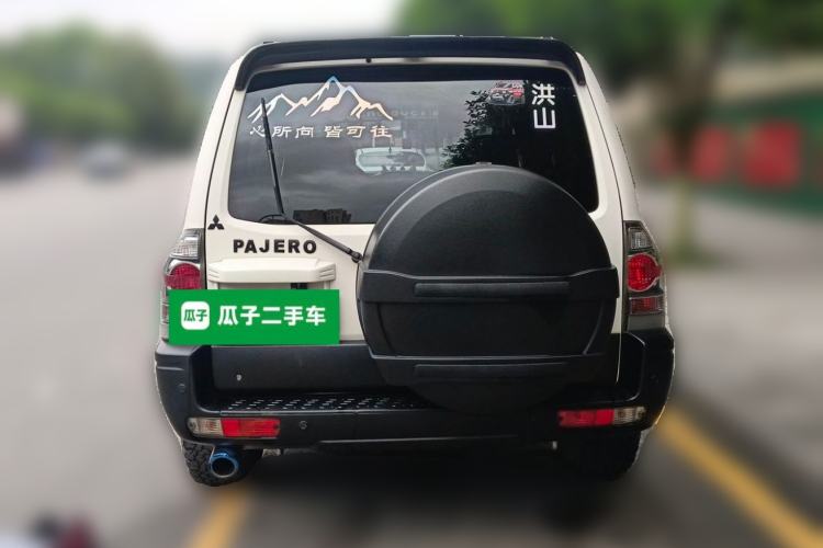 Used Mitsubishi Pajero 2011 V73 3.0L AT GLX
