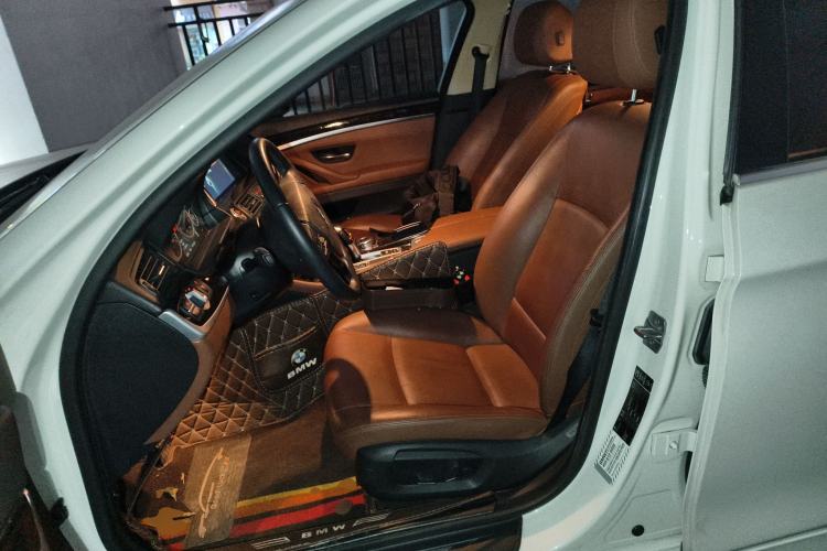 Used BMW 5 Series 2013 530Li Leading Model Left Front Seat