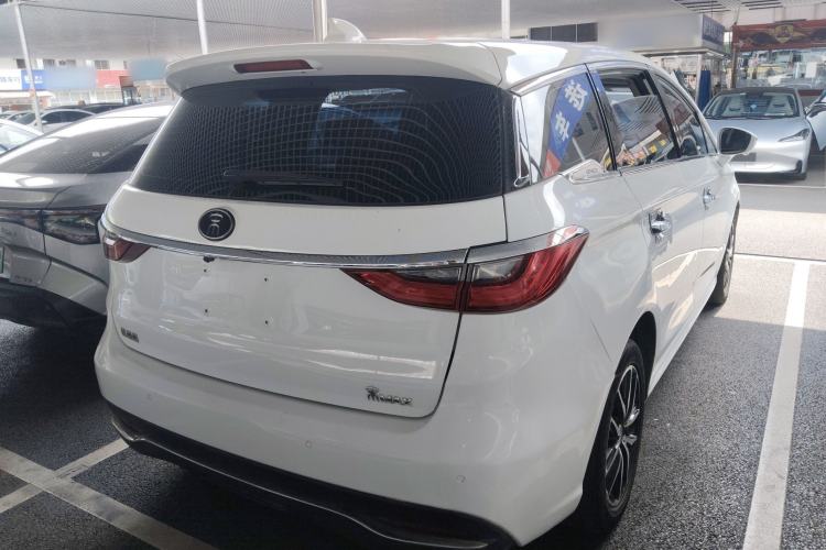 Used BYD Song MAX 2017 1.5T Automatic Smart Connect Luxury 7-Seater
