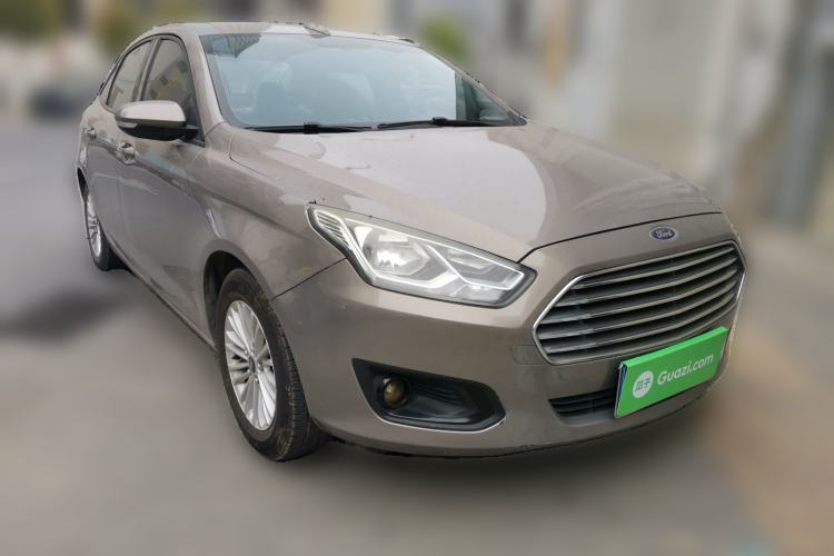 Used Ford Escort 2015 1.5L Manual Comfort Model
