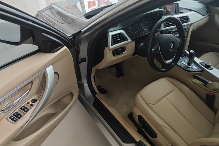 Used BMW 3 Series 2015 320Li Luxury Edition Fashion Model
