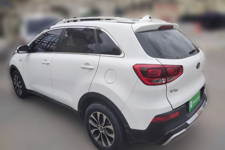 Used Kia KX3 2015 1.6L Manual Two-Wheel-Drive GLS
